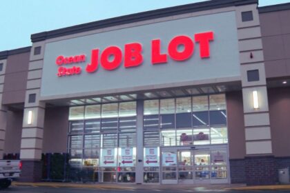 is ocean state job lot going out of business